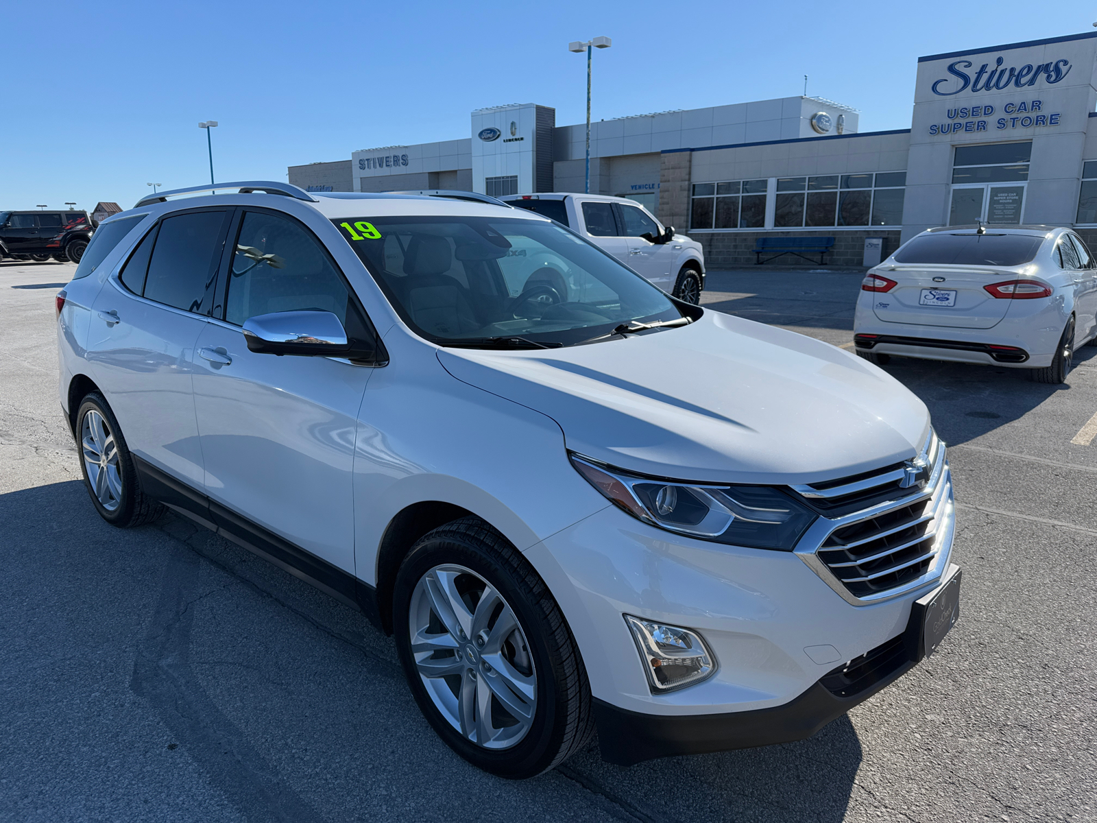 2019 Chevrolet Equinox Premier 1