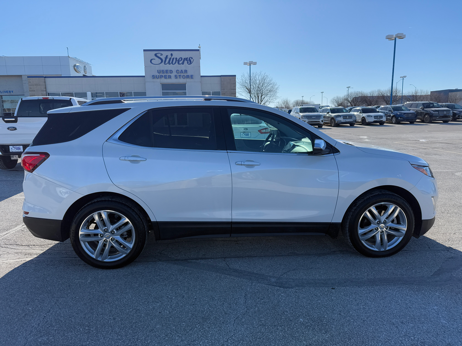 2019 Chevrolet Equinox Premier 2