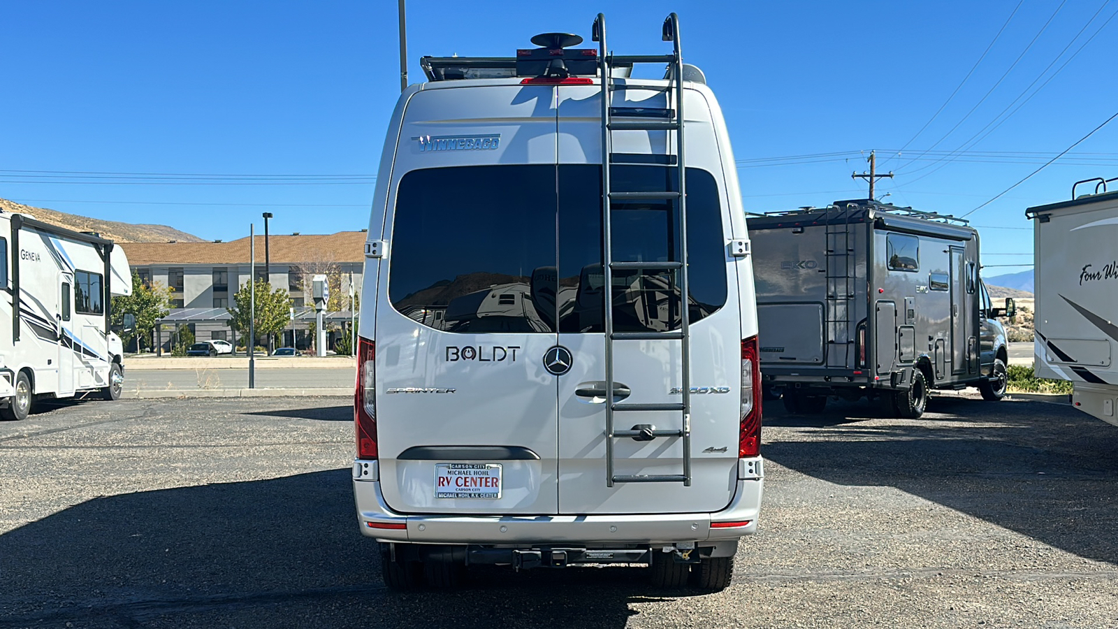 2020 WINNEBAGO BOLT 70BL 4