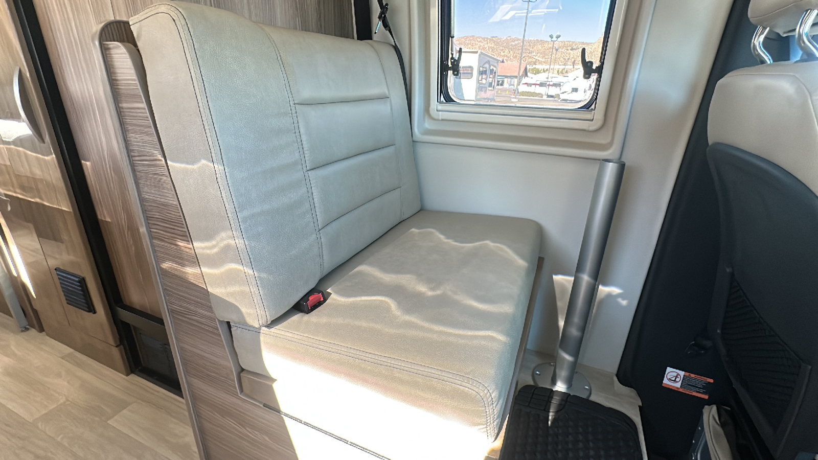 2020 WINNEBAGO BOLT 70BL 50