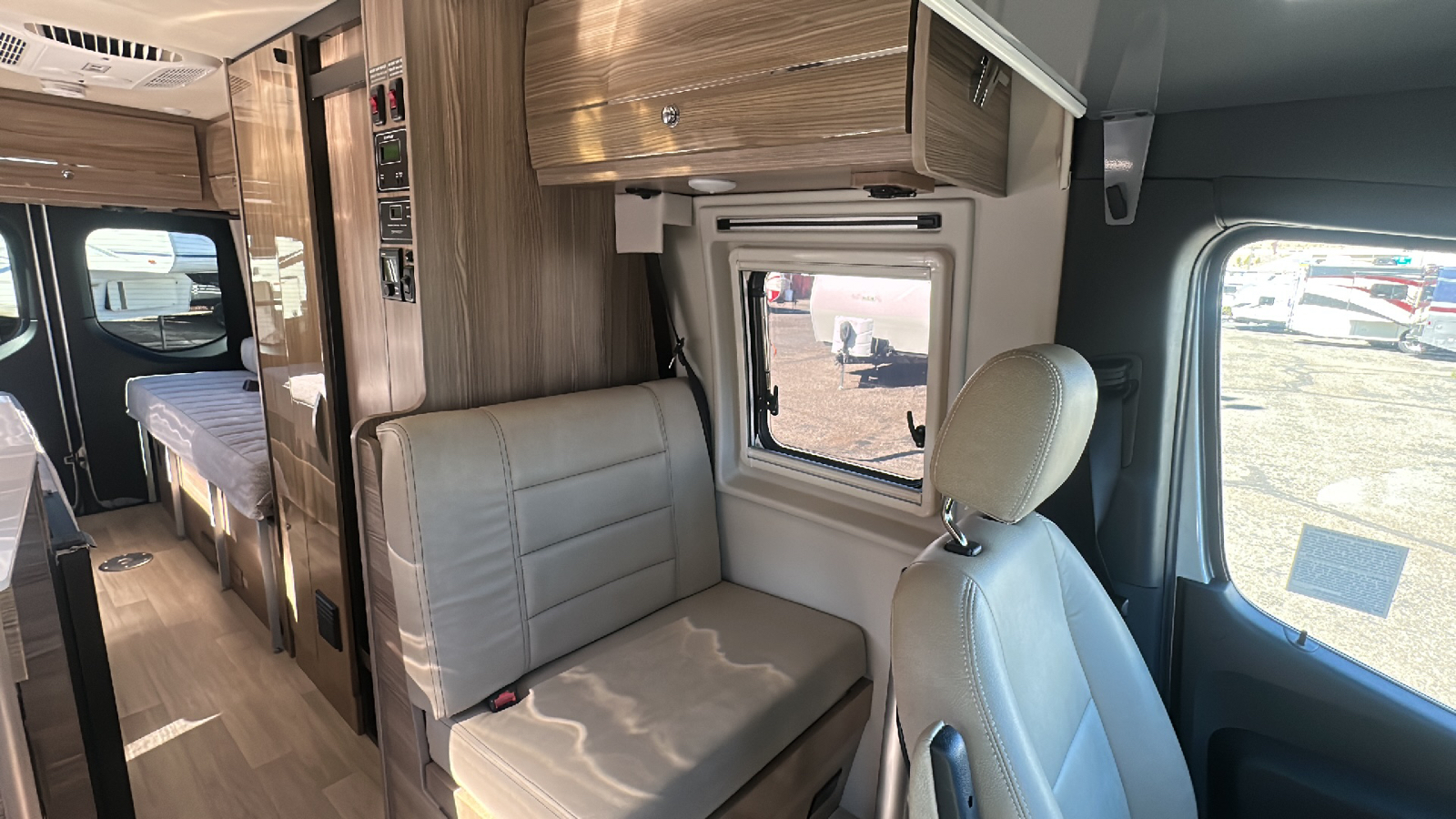 2020 WINNEBAGO BOLT 70BL 98