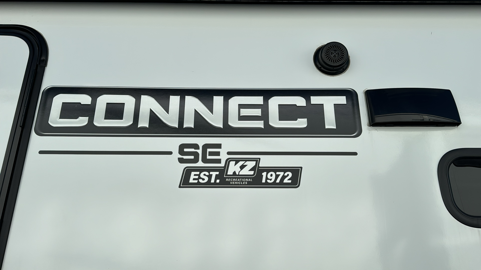 2023 KZ CONNECT 221RBS 8