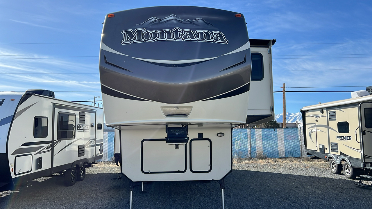 2016 KEYSTONE MONTANA 3000RE 2