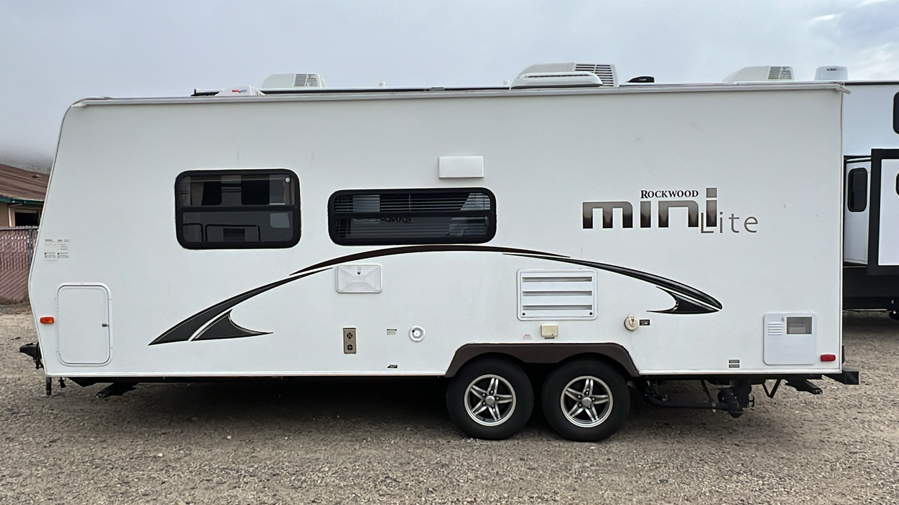 2014 ROCKWOOD MINI LITE 2304 5