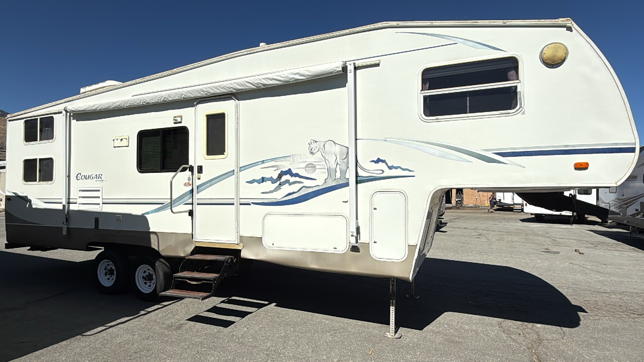 2003 KEYSTONER COUGAR 276EFS 2