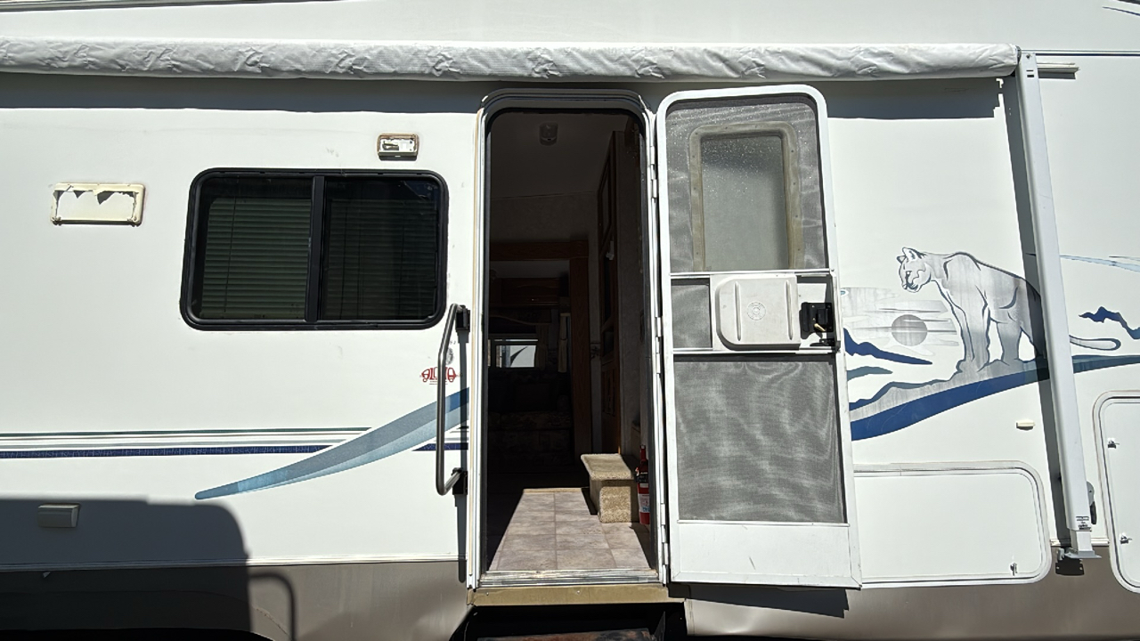 2003 KEYSTONER COUGAR 276EFS 12