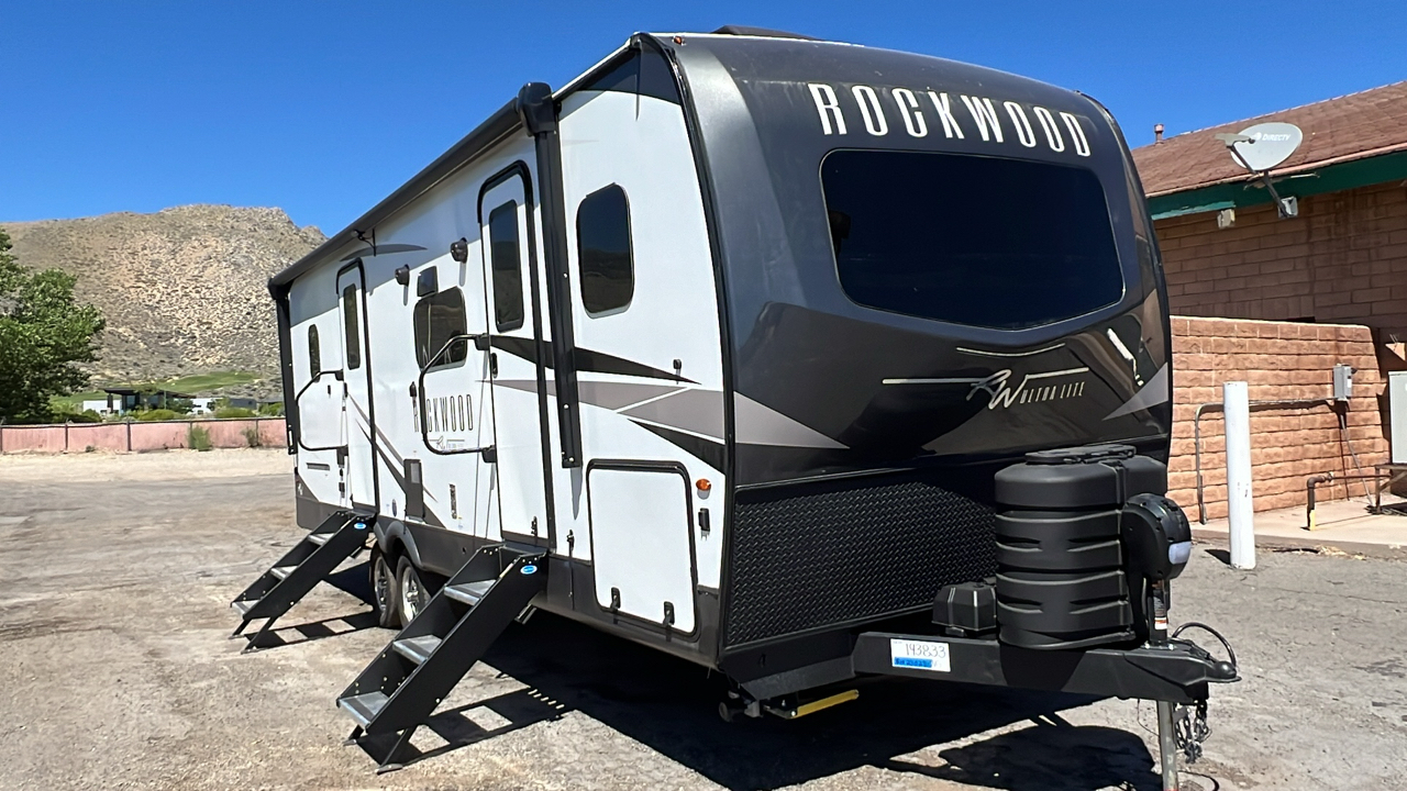 2024 ROCKWOOD ULTRA LITE 2616BH 1