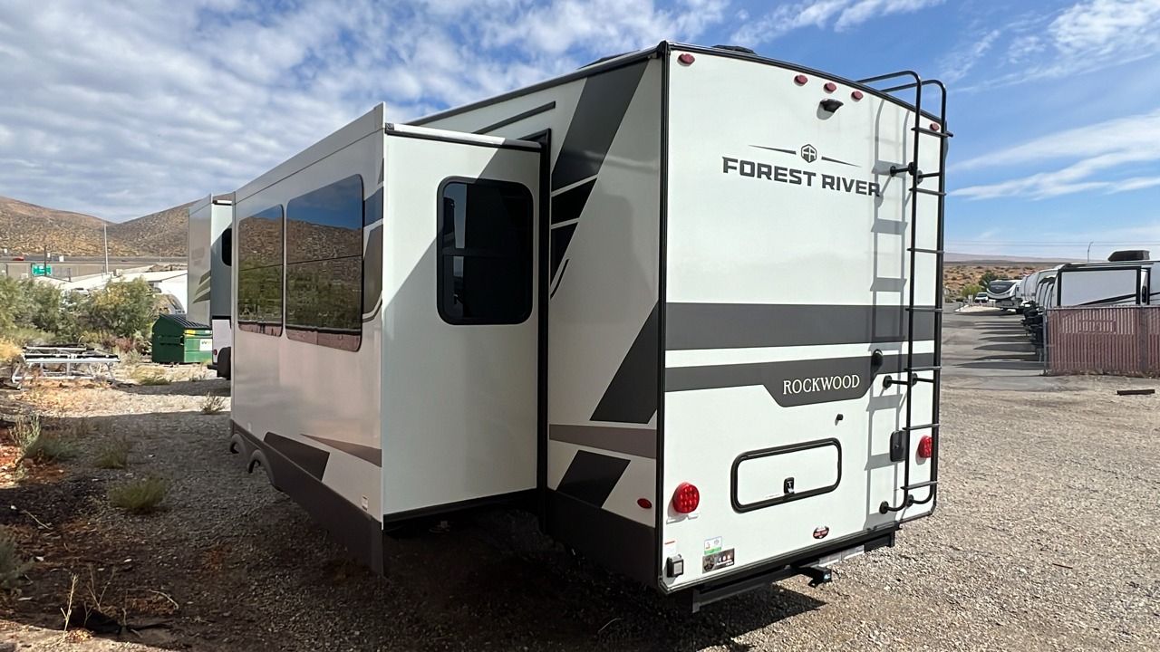 2025 ROCKWOOD SIGNATURE 376RK 5