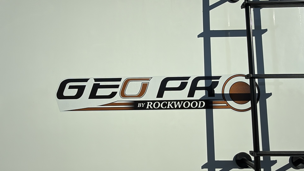 2025 ROCKWOOD GEO-PRO 19FD 17