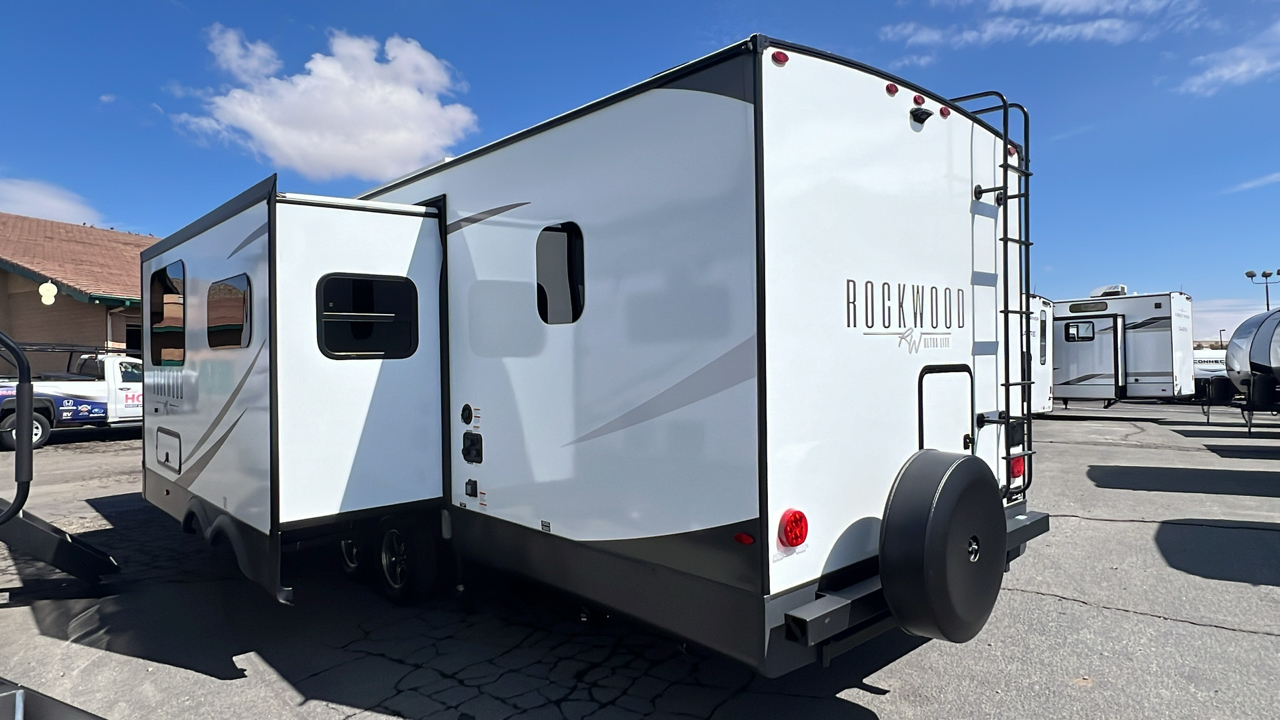 2025 ROCKWOOD ULTRA LITE 2706BH 4