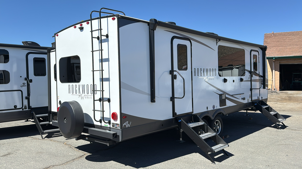 2025 ROCKWOOD ULTRA LITE 2619FK 3