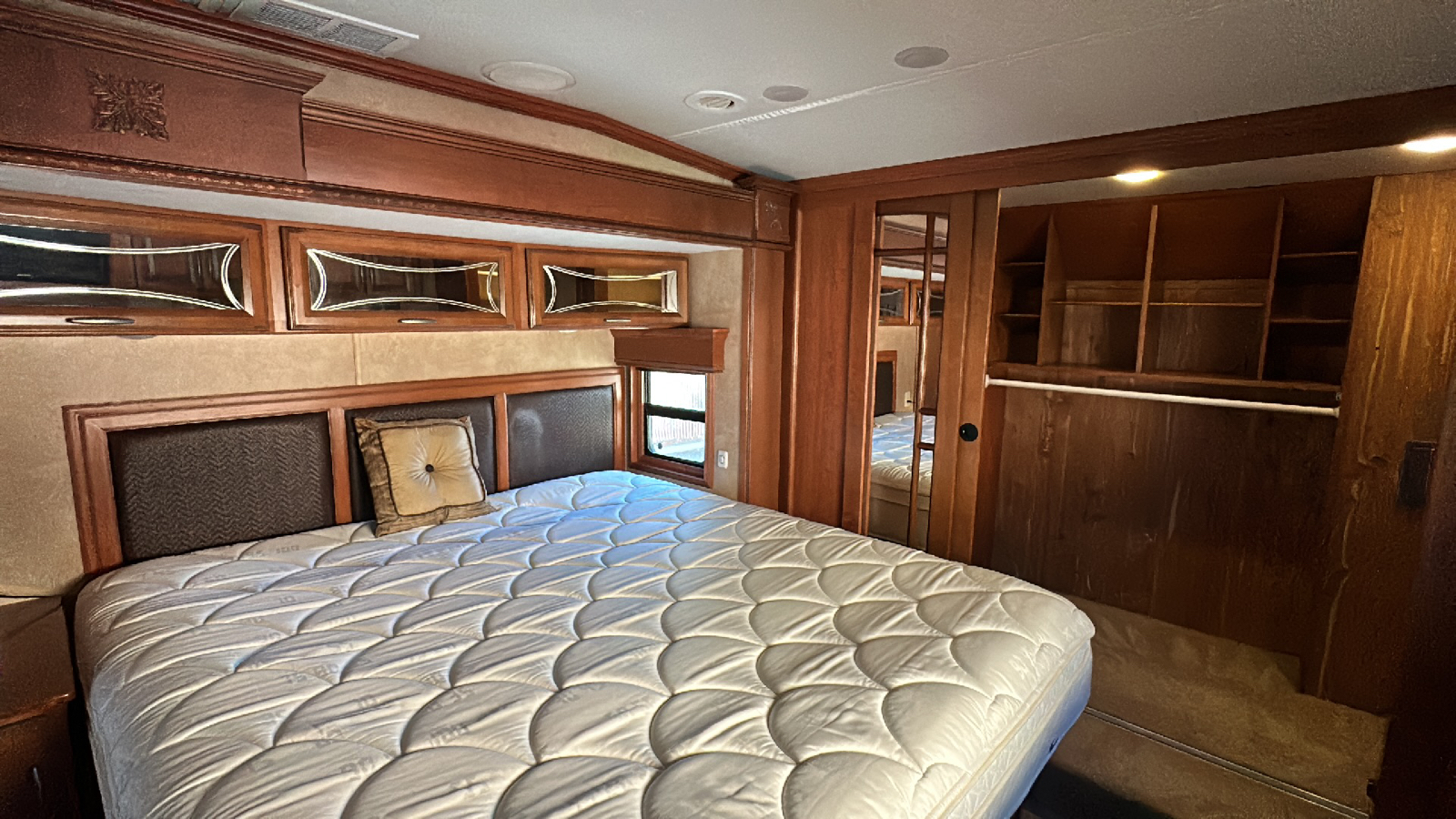 2014 DRV LUXURY SUITES MOBILE SUITES 36RSSB3 59