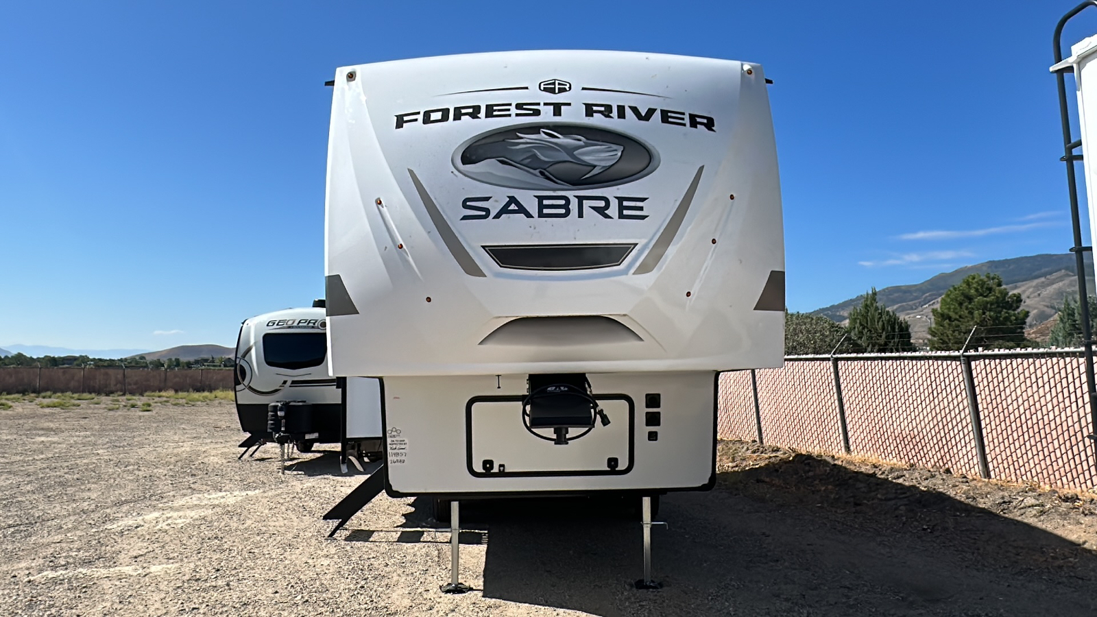 2025 FOREST RIVER SABRE 26BBR 8