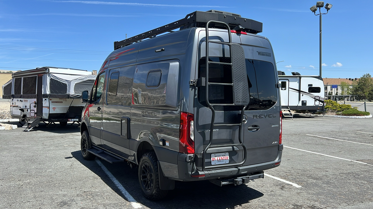 2025 WINNEBAGO REVEL 44E 6