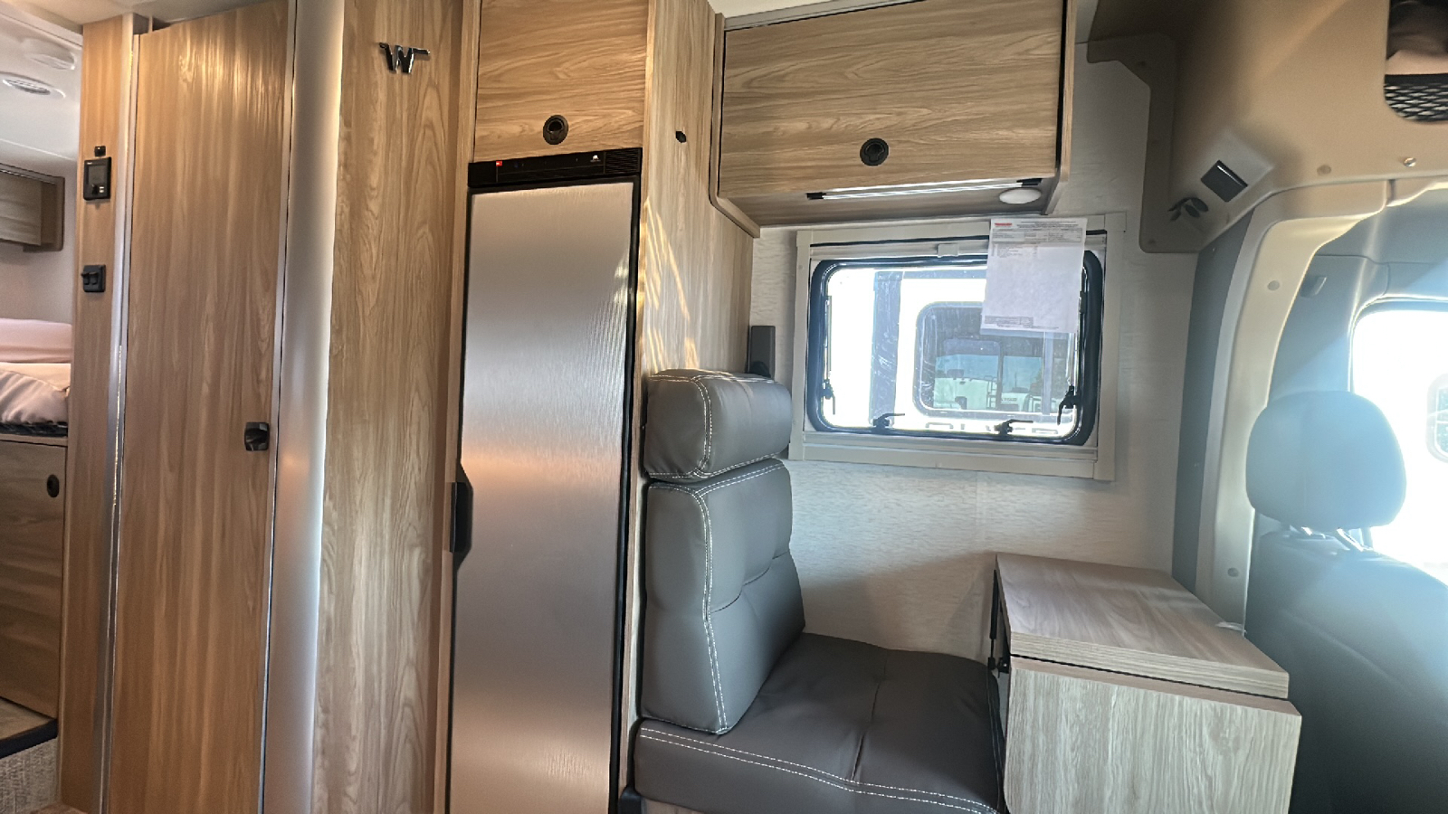 2025 WINNEBAGO EKKO 623B 50