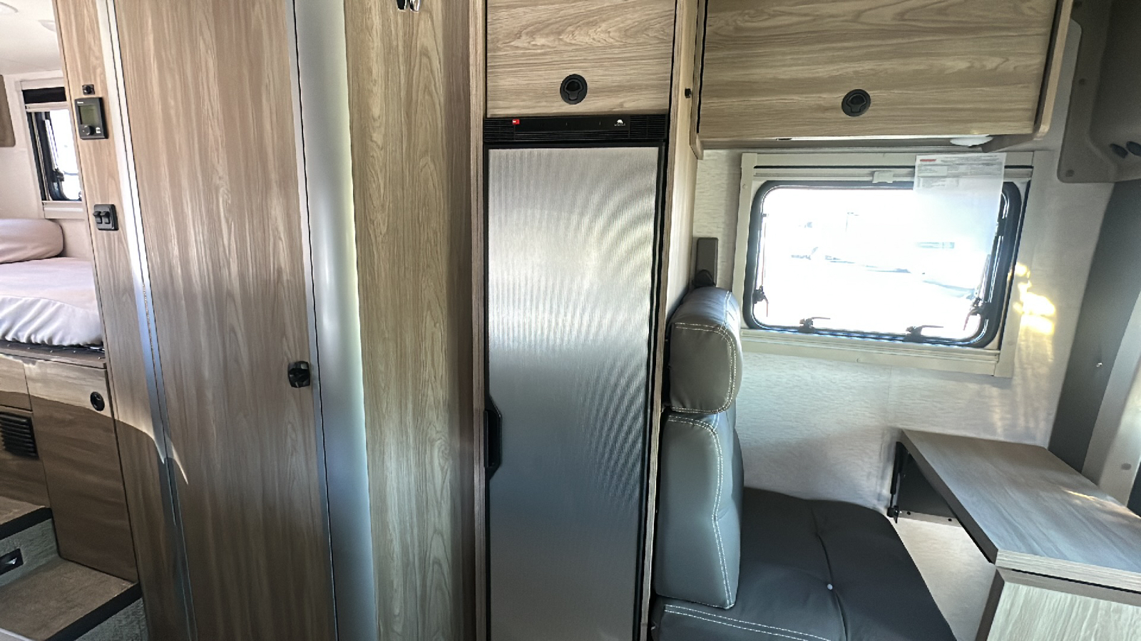 2025 WINNEBAGO EKKO 623B 67