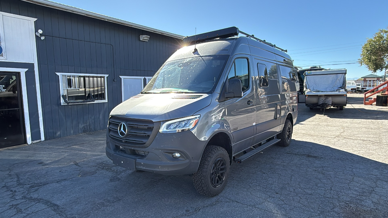 2025 WINNEBAGO REVEL 44E 7