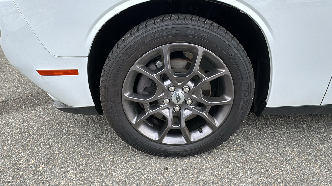 2018 Dodge Challenger AWD GT 10
