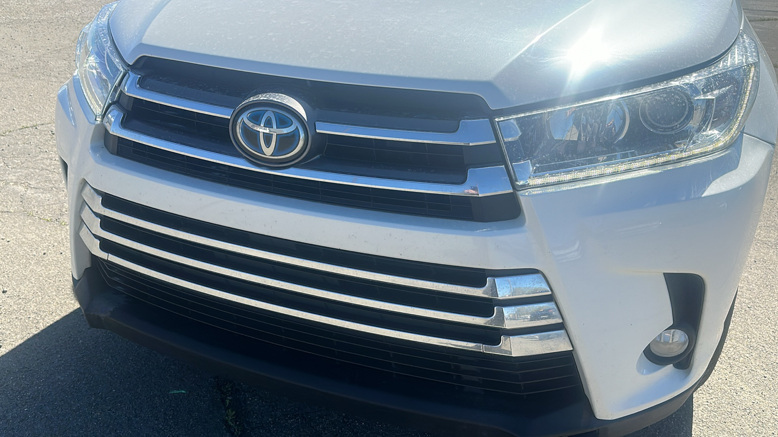 2017 Toyota Highlander Hybrid Limited 9