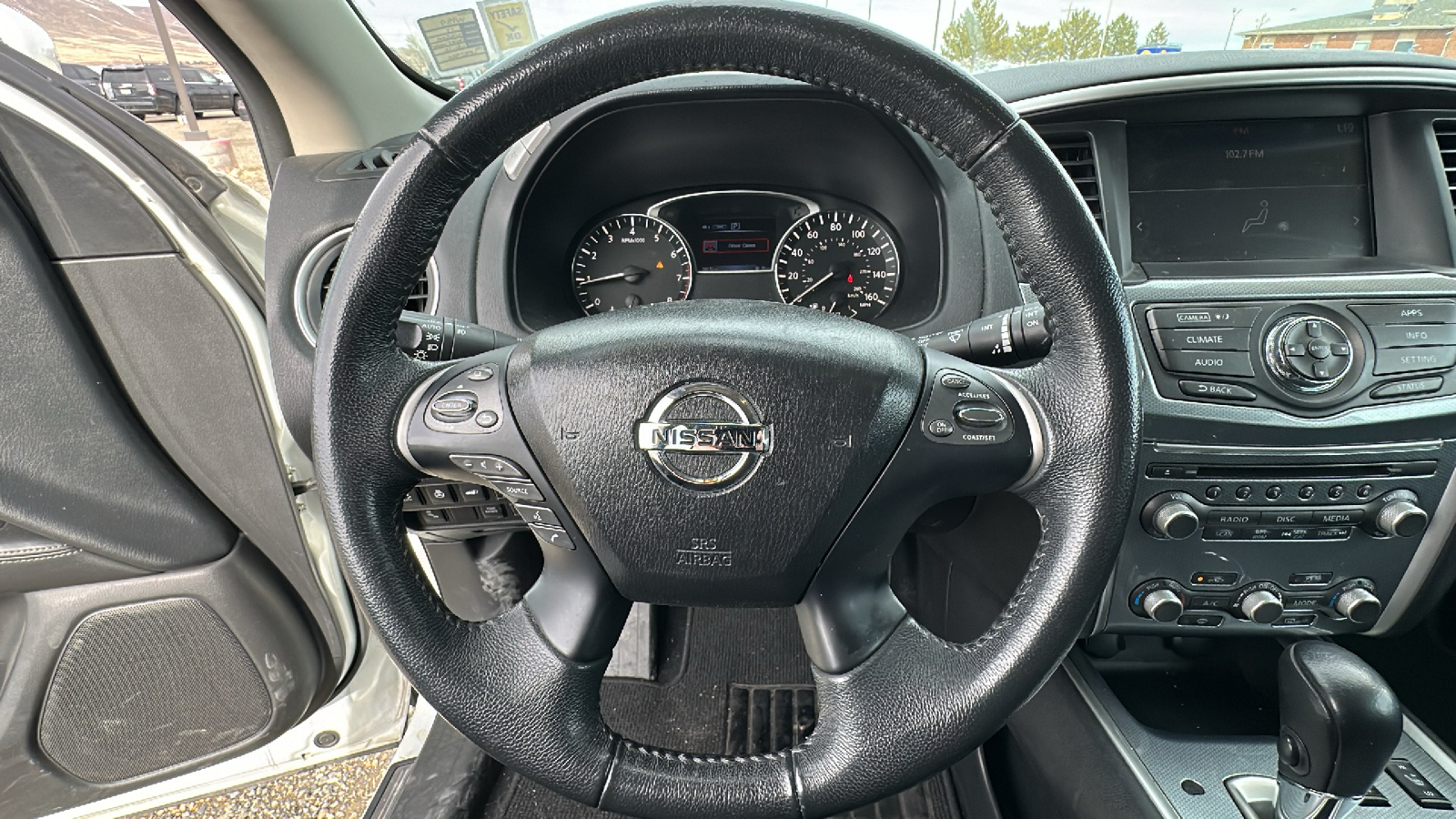 2017 Nissan Pathfinder SL 24