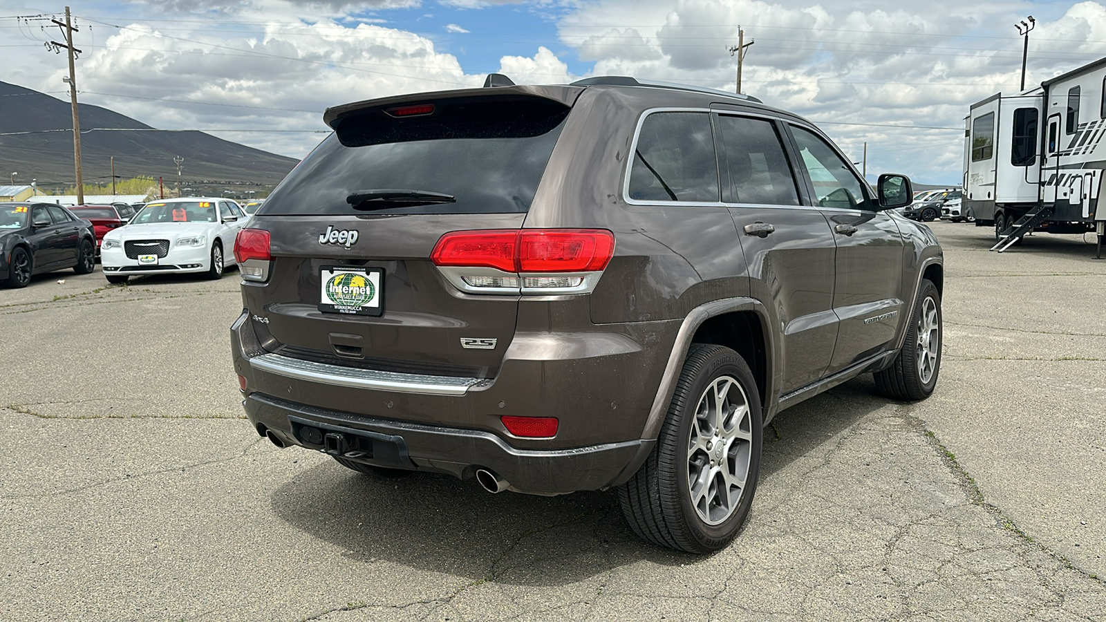 2018 Jeep Grand Cherokee Sterling Edition 3