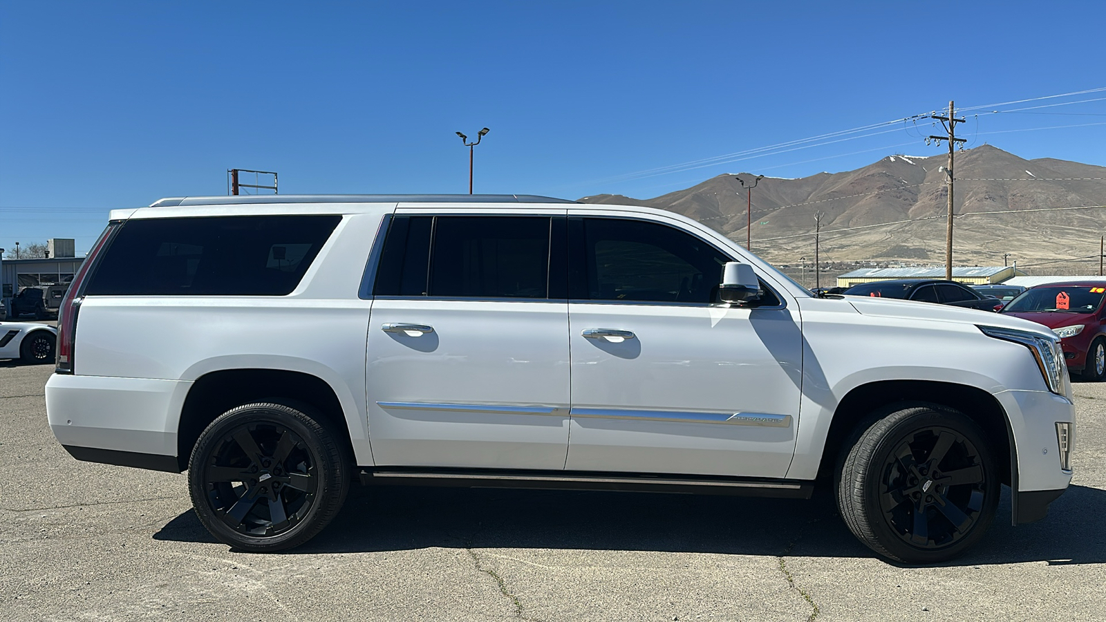 2018 Cadillac Escalade ESV Platinum 2