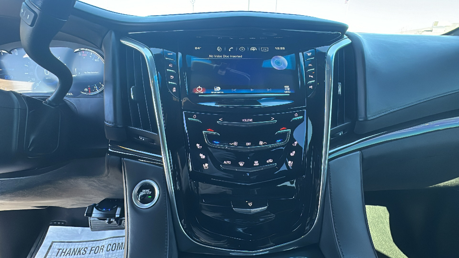2018 Cadillac Escalade ESV Platinum 27