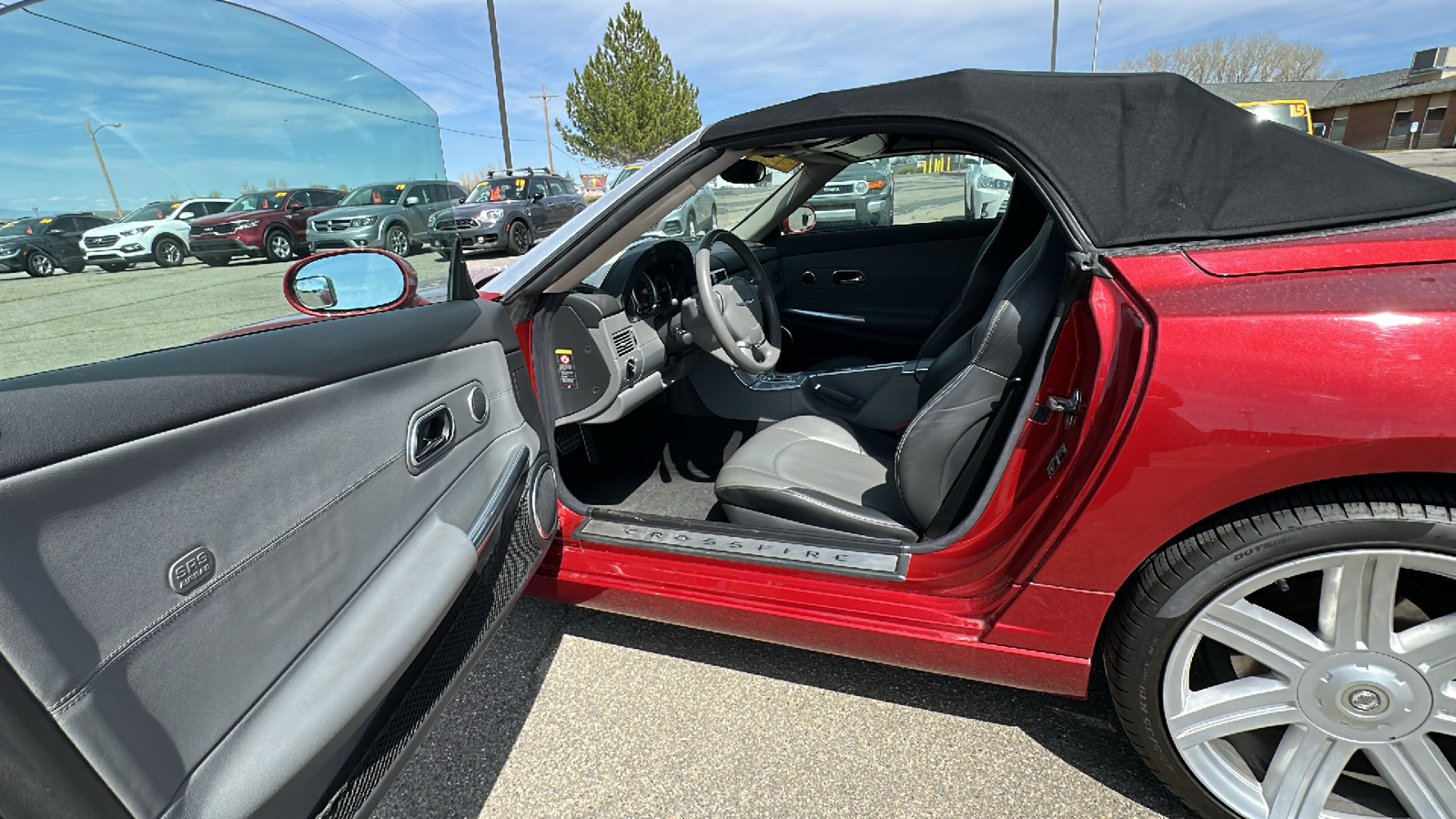 2005 Chrysler Crossfire Limited 23