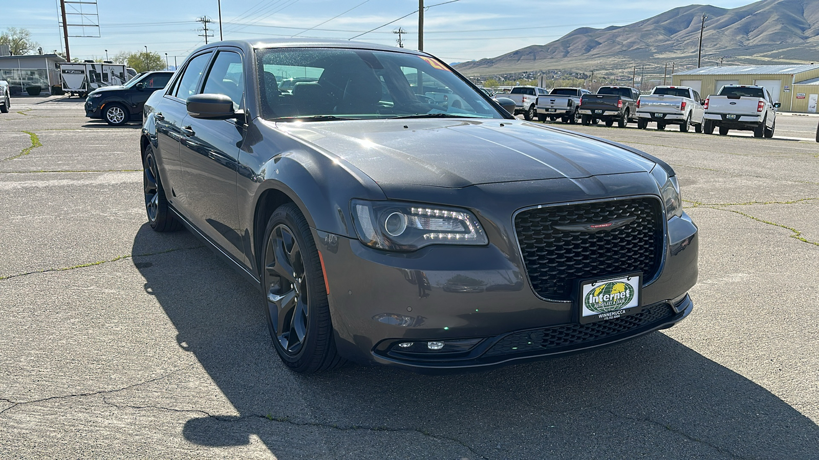 2021 Chrysler 300 300S 1