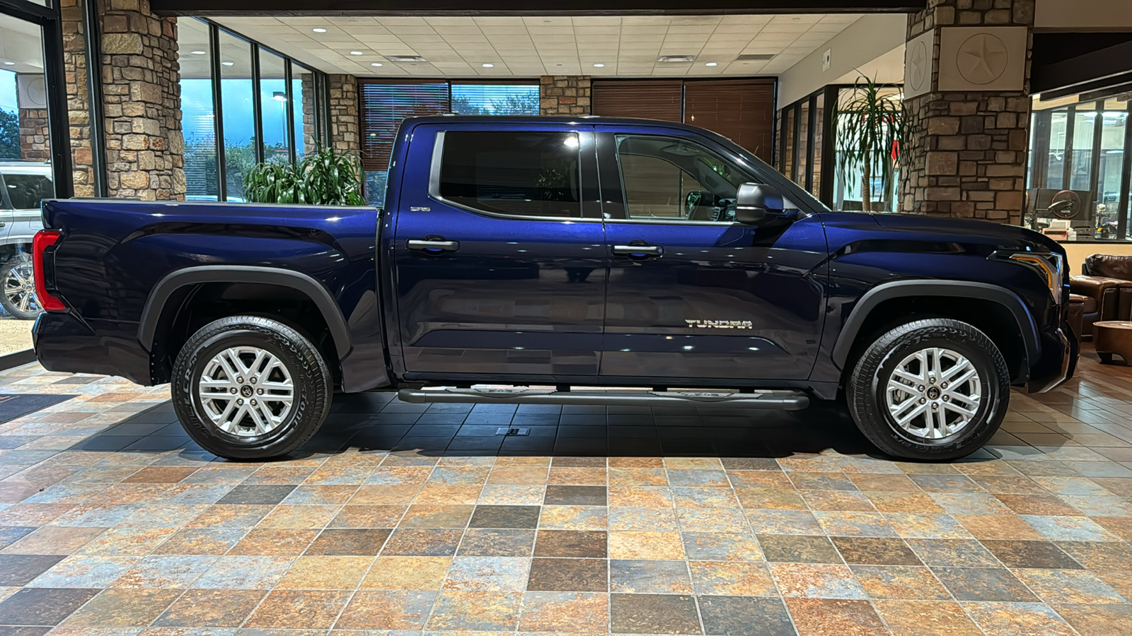 2023 Toyota Tundra SR5 8