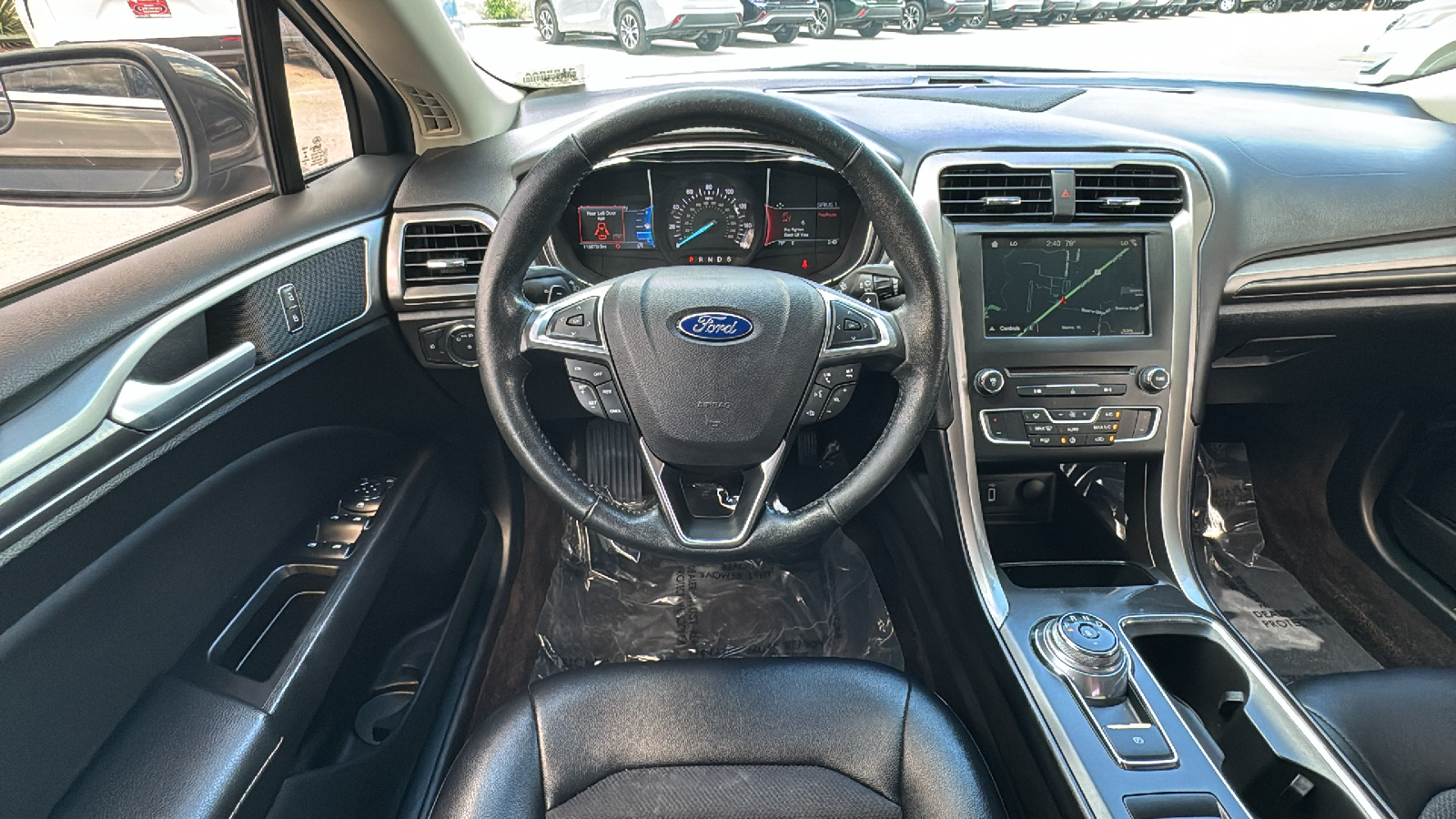2017 Ford Fusion SE 19