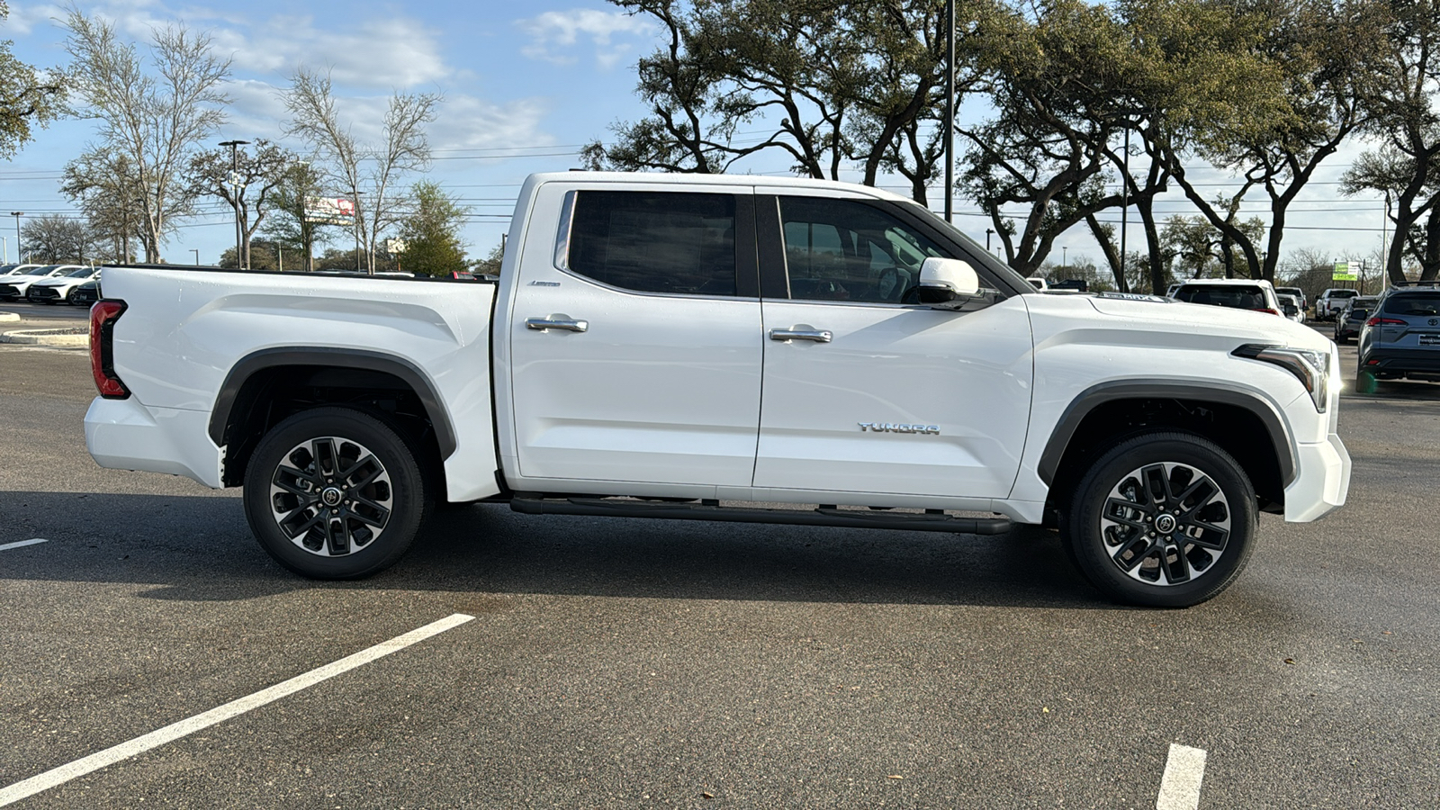 2024 Toyota Tundra Hybrid Limited 8