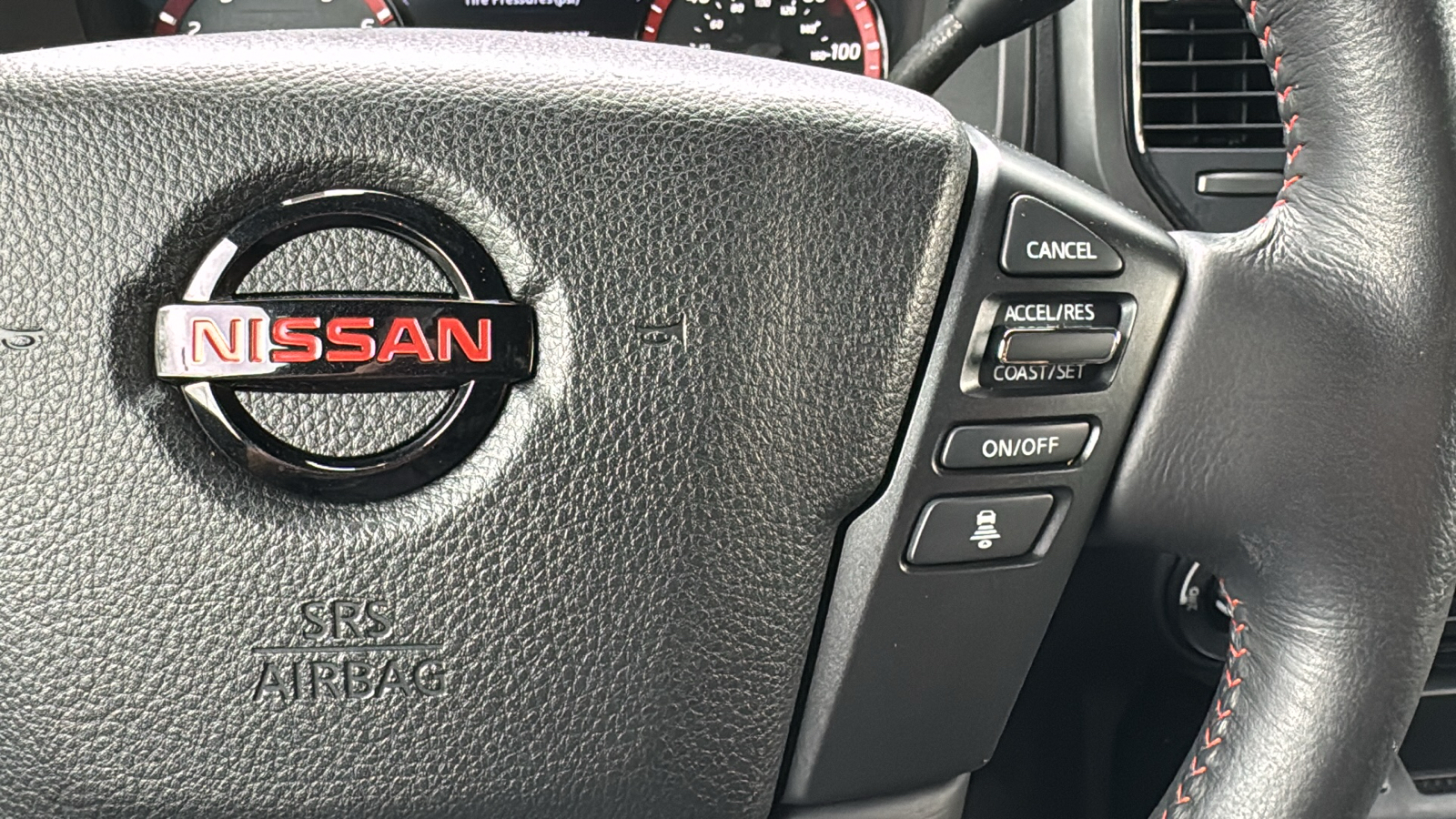 2021 Nissan Titan PRO-4X 23