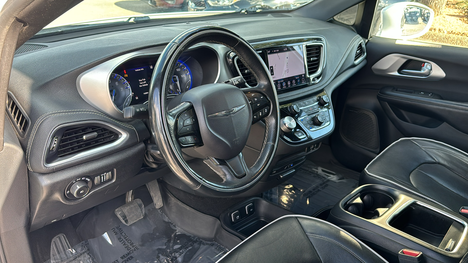 2018 Chrysler Pacifica Limited 11