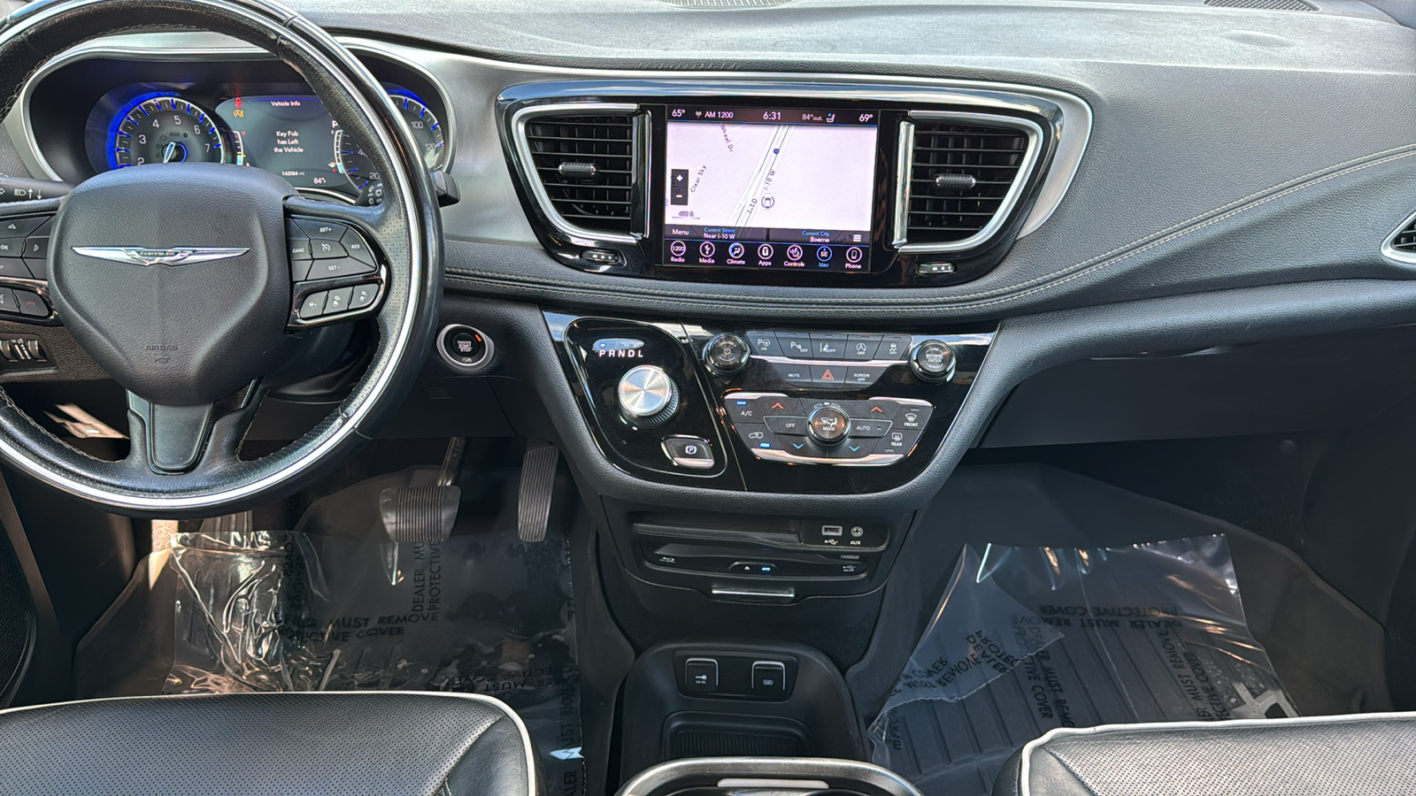 2018 Chrysler Pacifica Limited 26