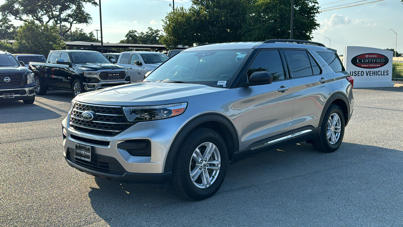 2020 Ford Explorer XLT 3