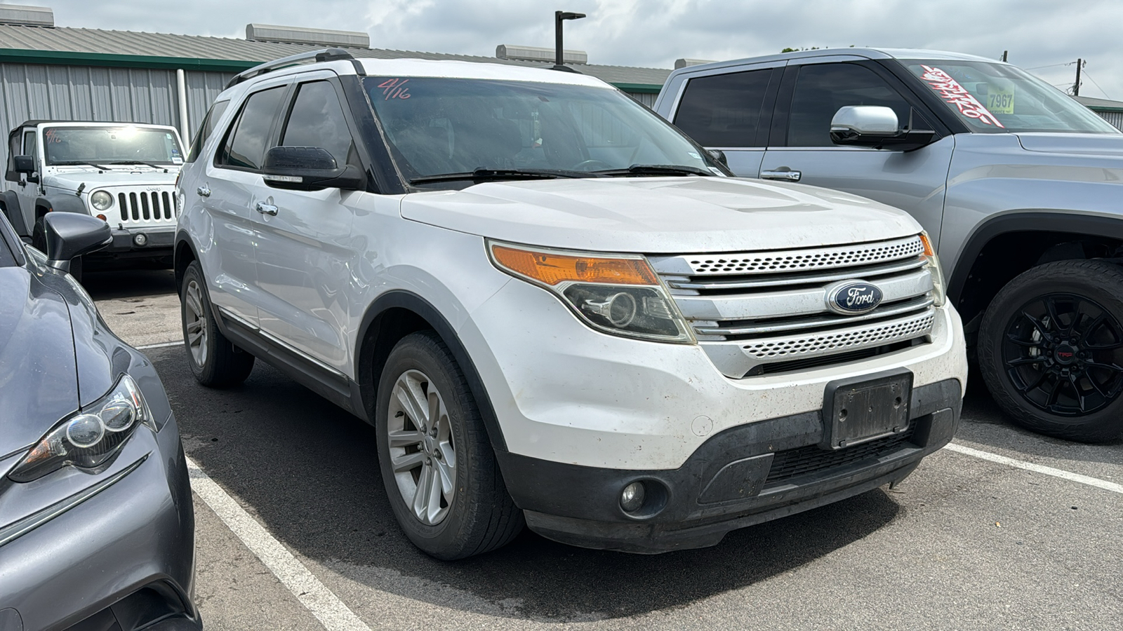 2014 Ford Explorer XLT 11