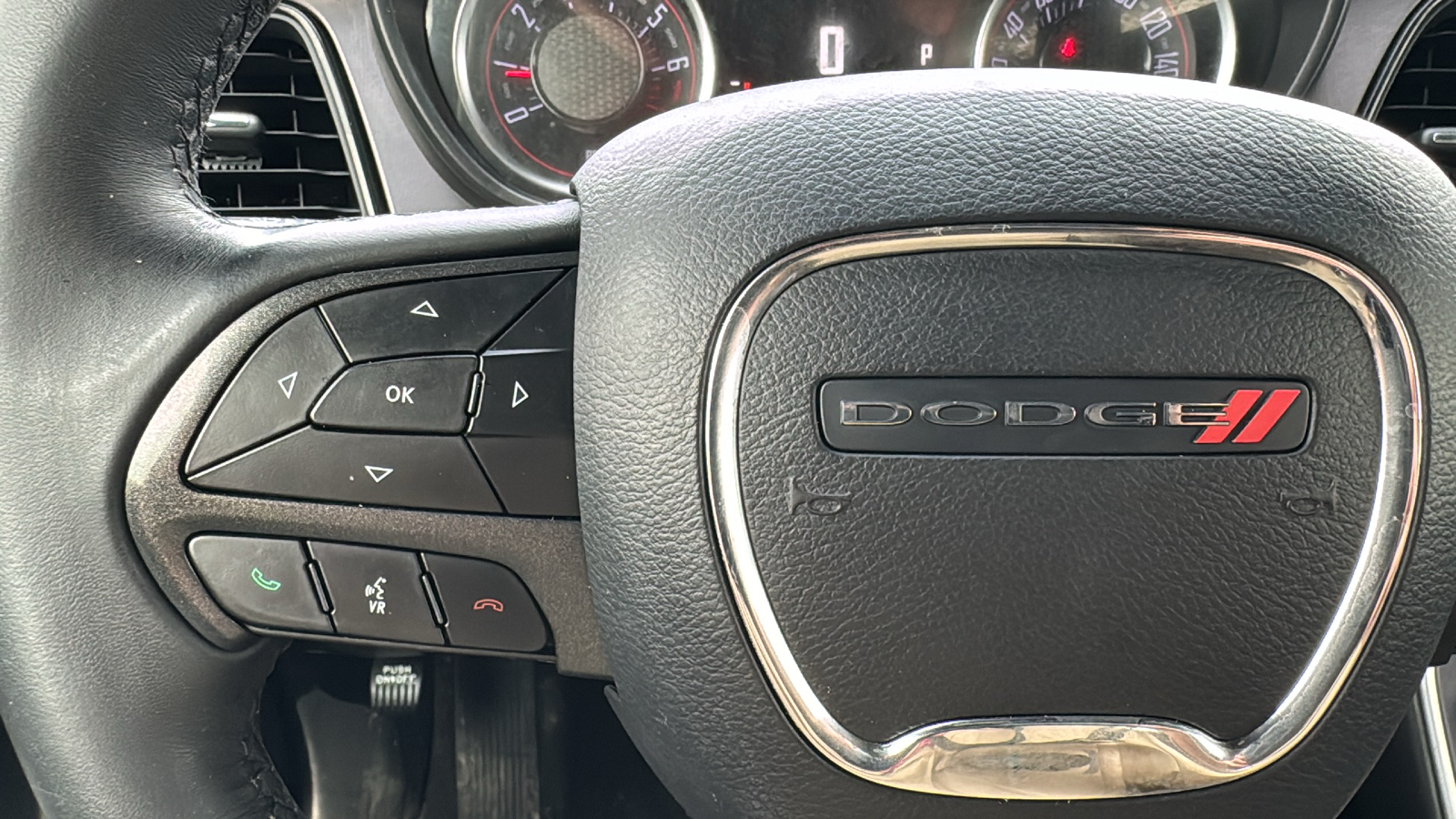 2019 Dodge Challenger SXT 19