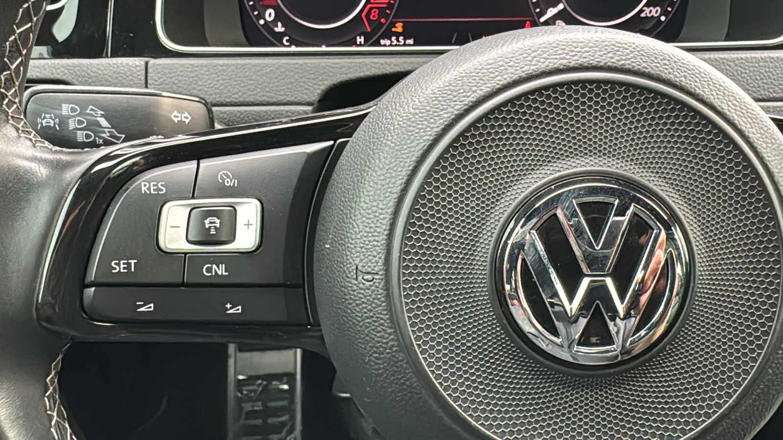 2018 Volkswagen Golf R DCC & Navigation 4Motion 20