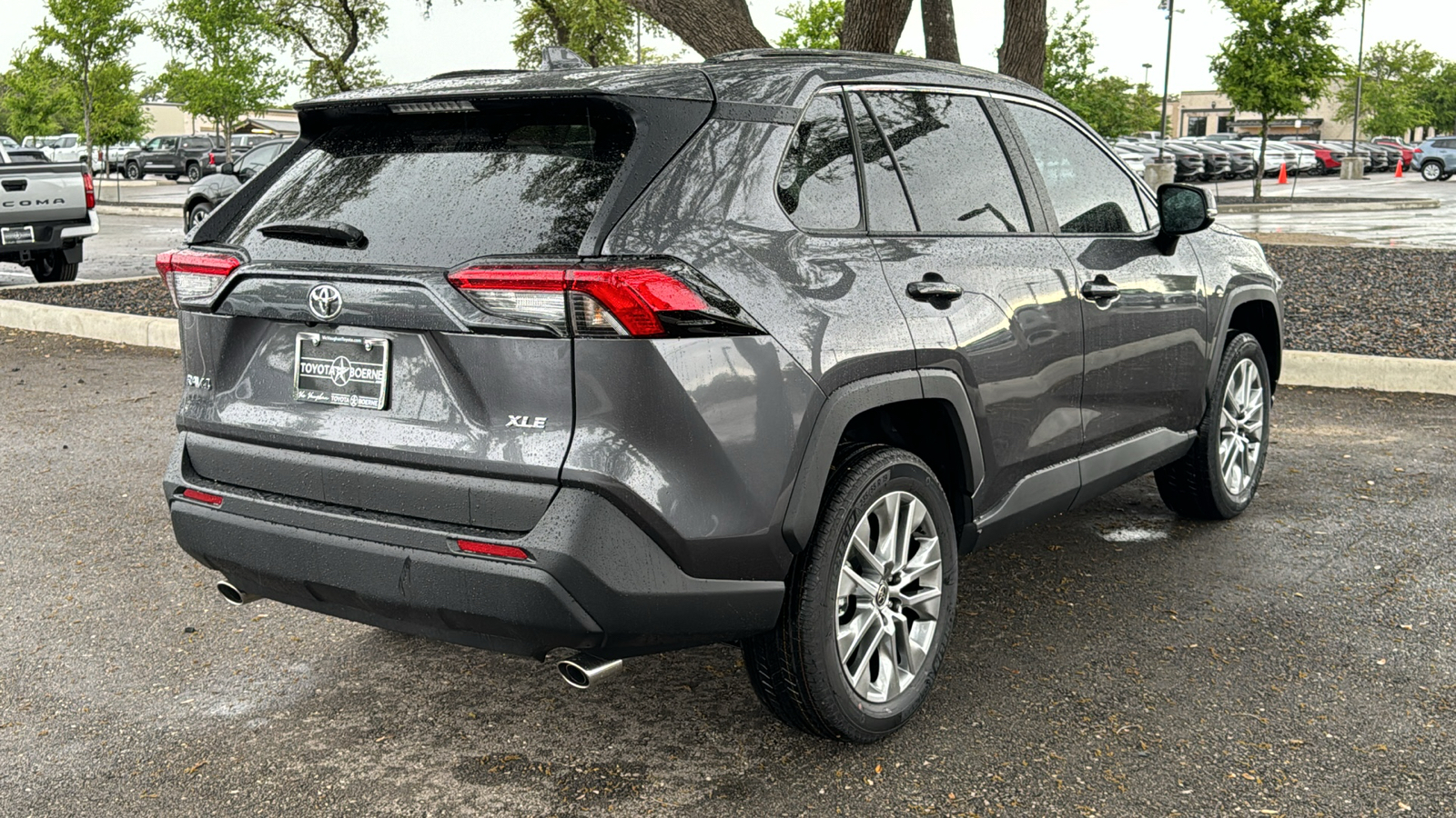 2024 Toyota RAV4 XLE Premium 7