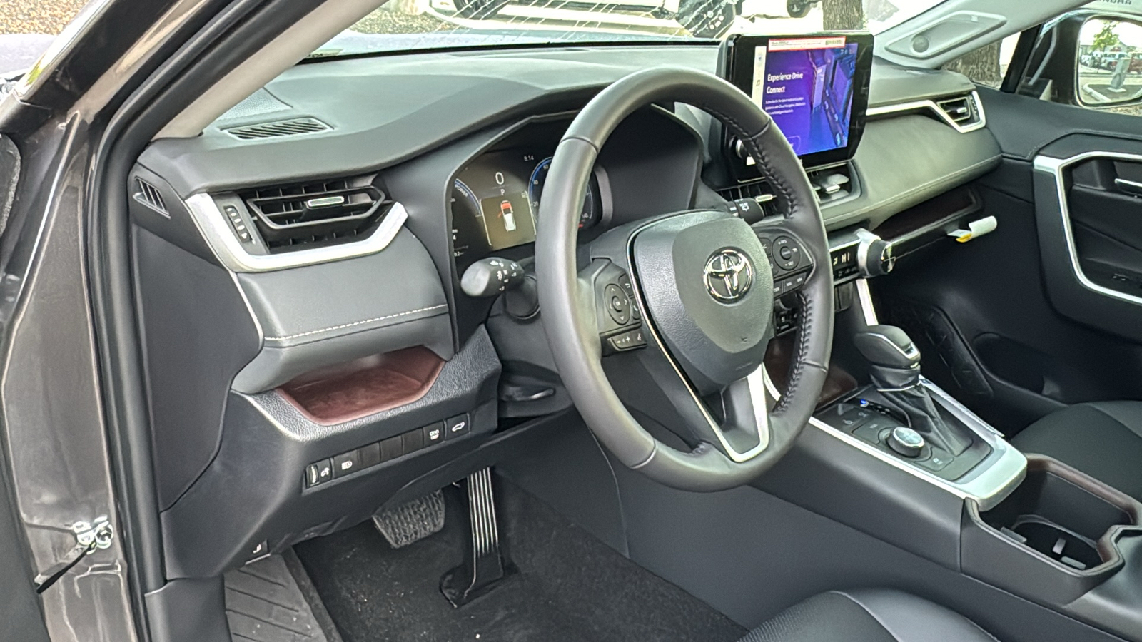 2024 Toyota RAV4 Hybrid Limited 12