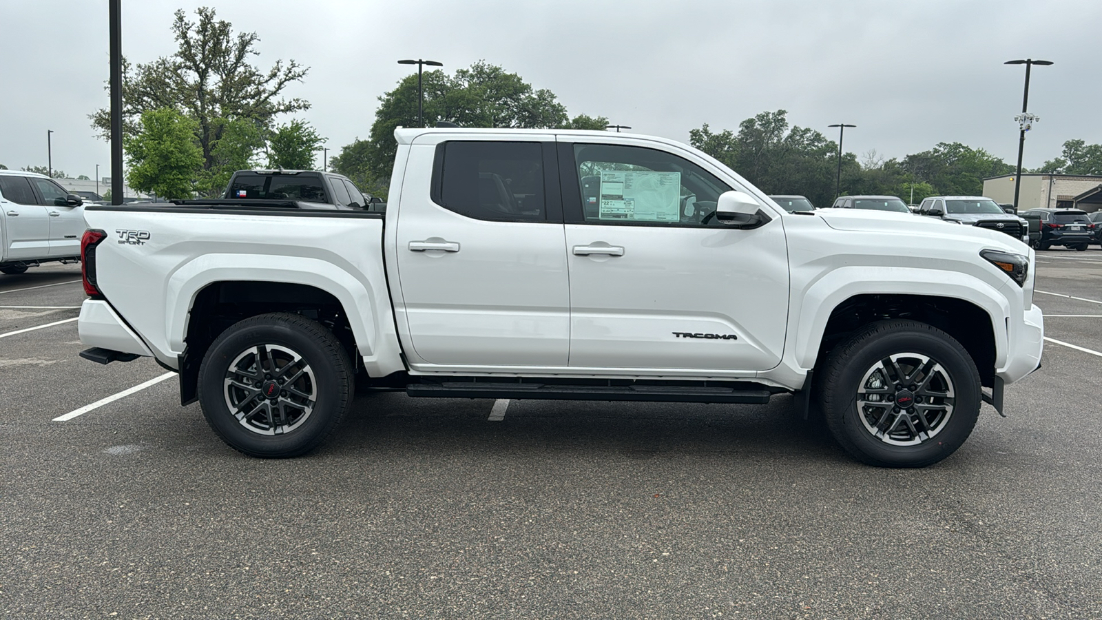 2024 Toyota Tacoma TRD Sport 8