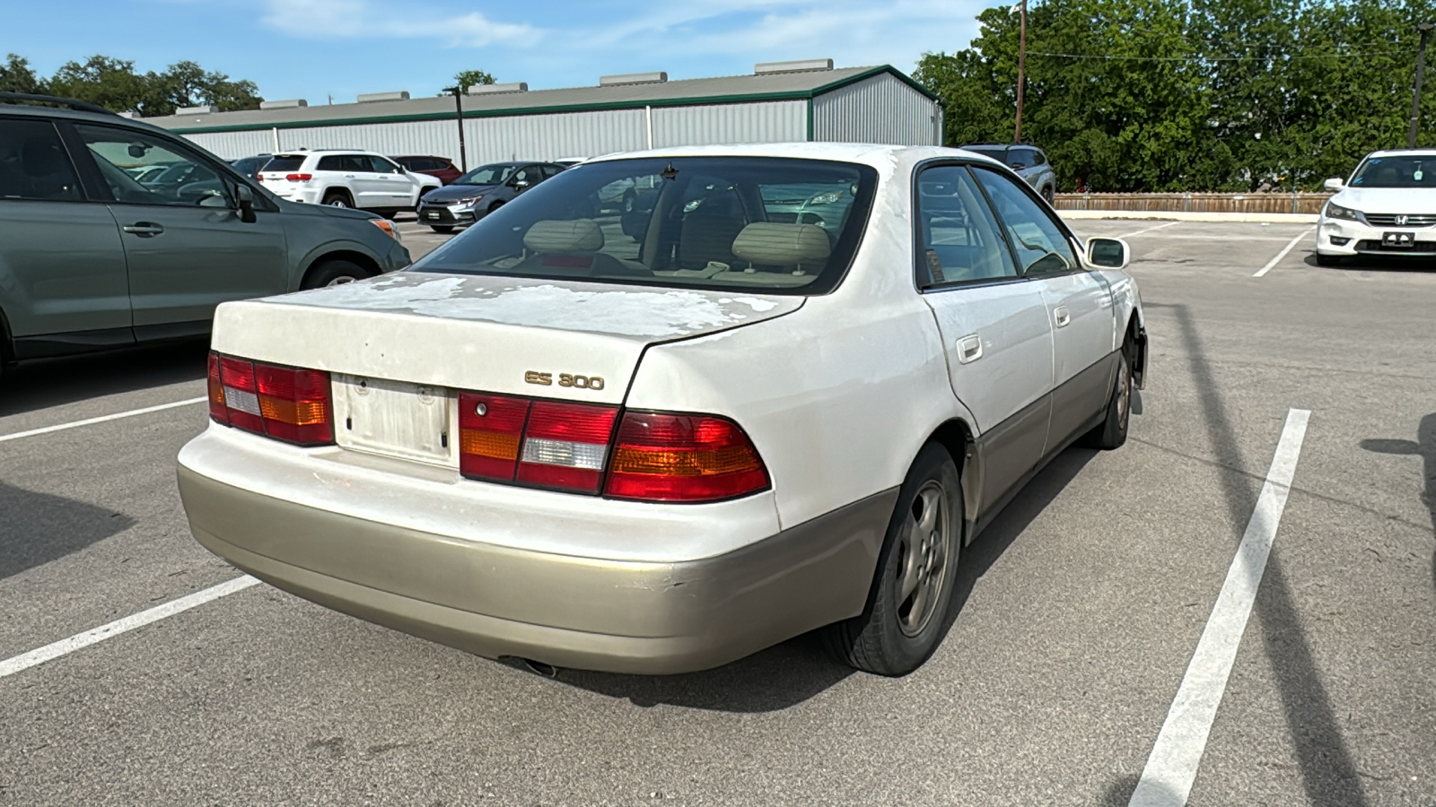 1998 Lexus ES 300 6