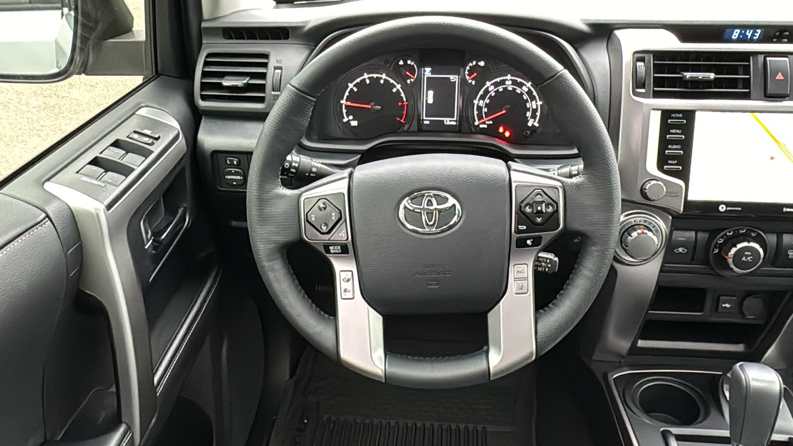 2024 Toyota 4Runner SR5 Premium 18