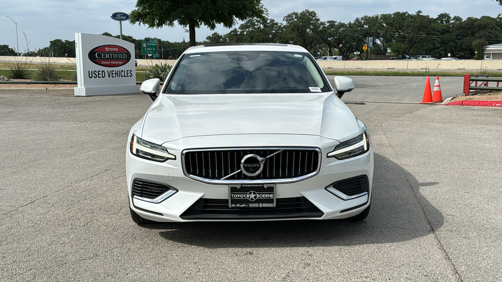 2021 Volvo S60 Recharge Plug-In Hybrid T8 Inscription 2