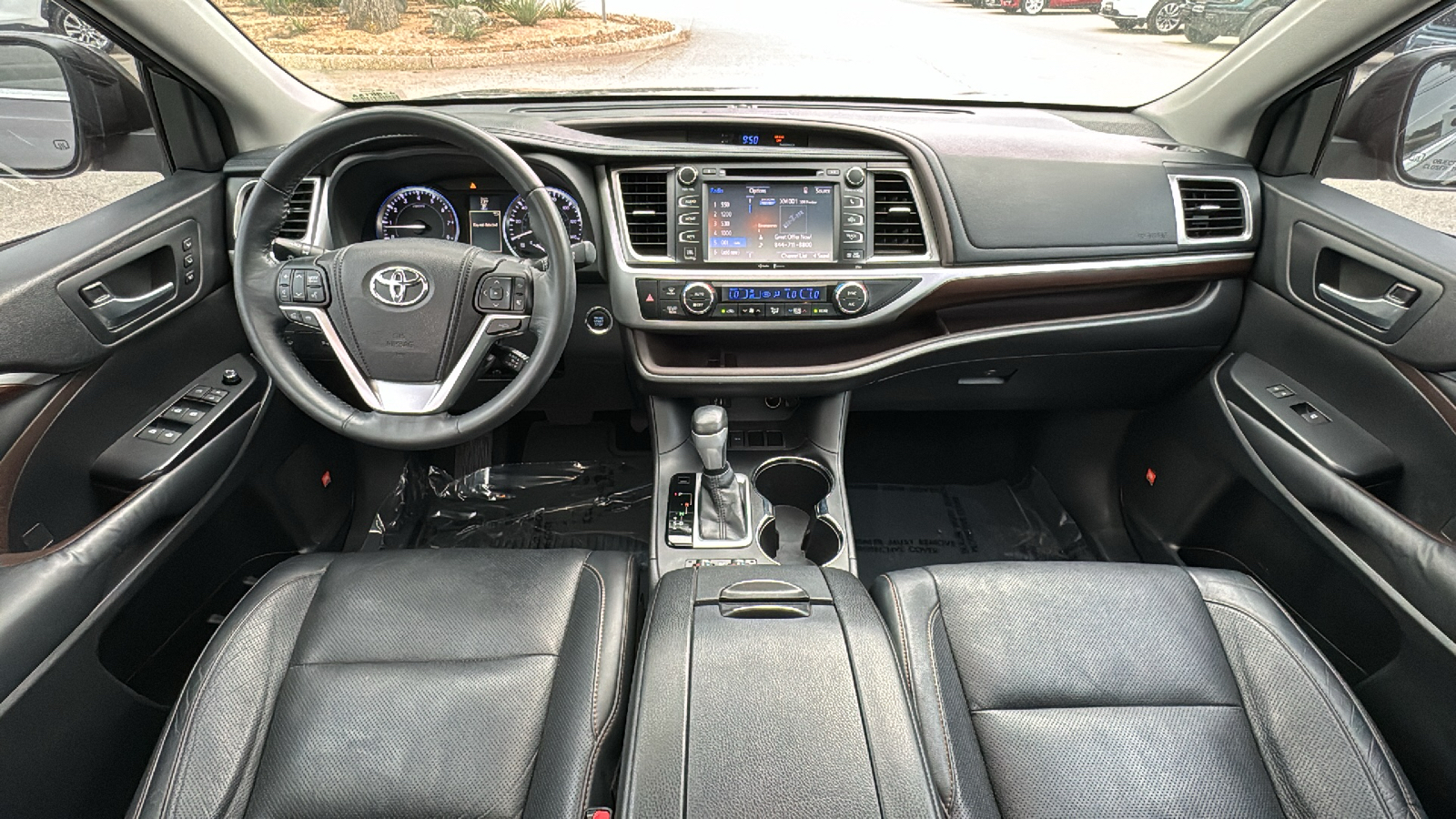 2014 Toyota Highlander Limited 24
