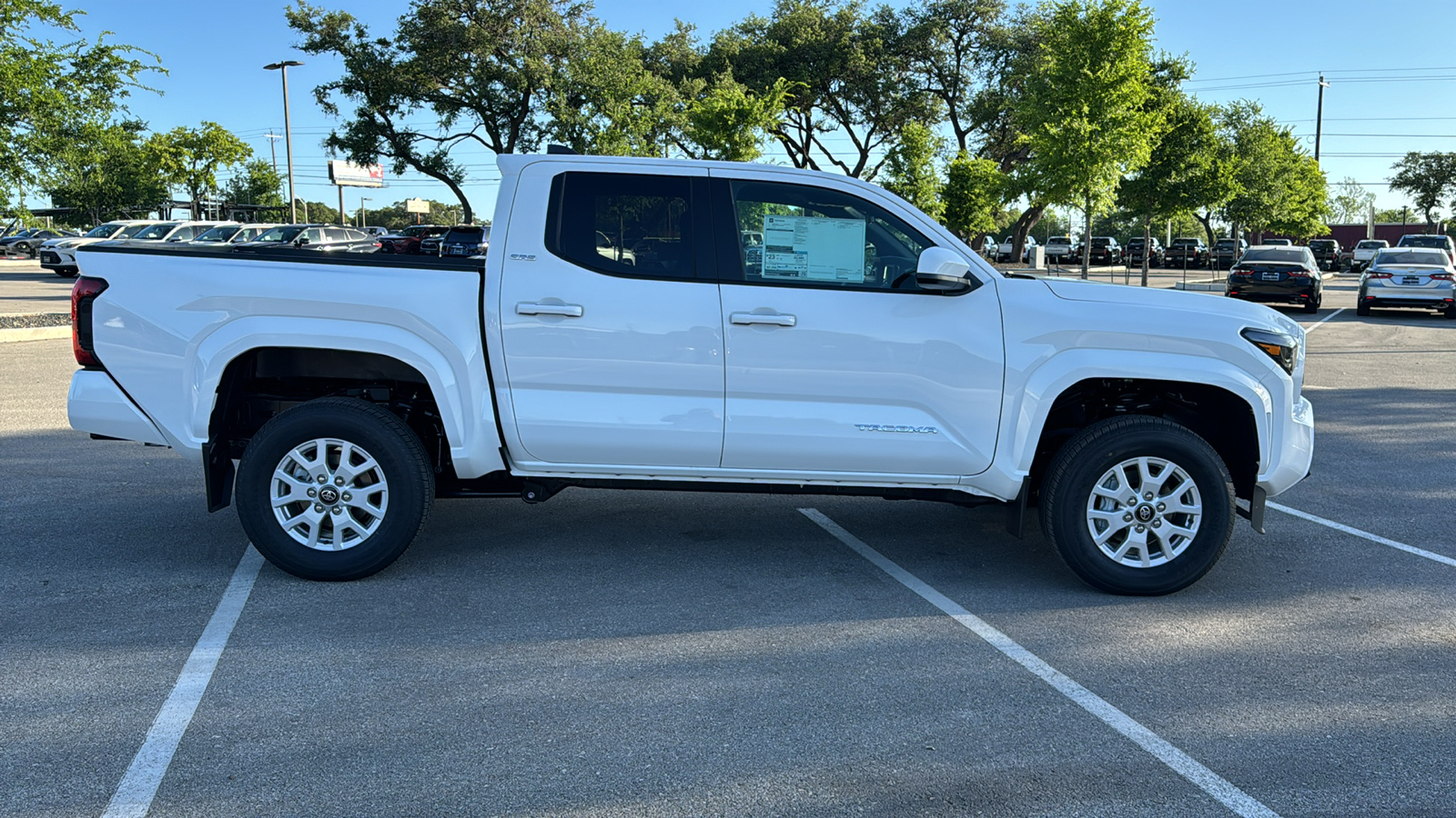 2024 Toyota Tacoma SR5 8