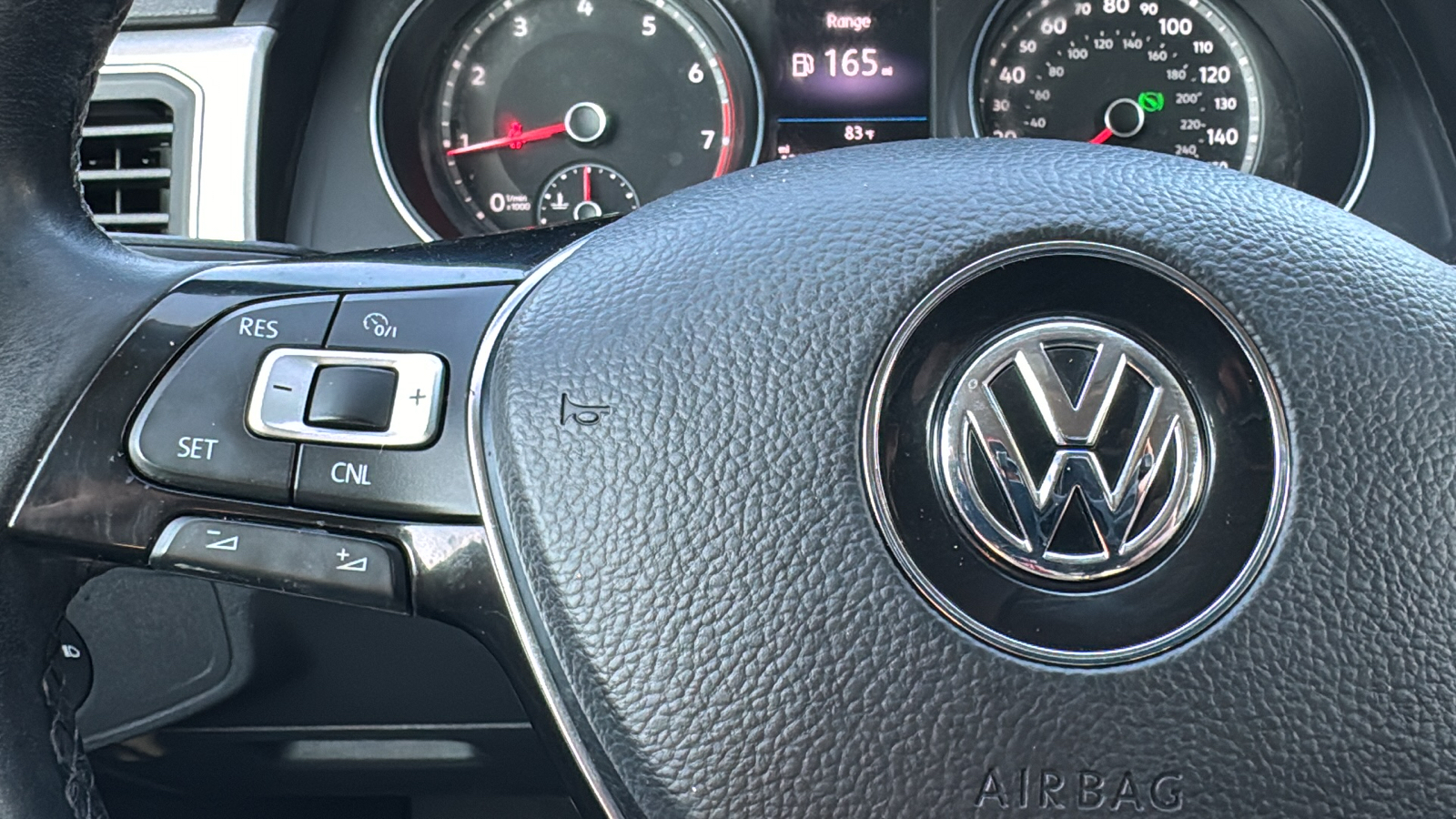 2018 Volkswagen Atlas 3.6L V6 SE 22
