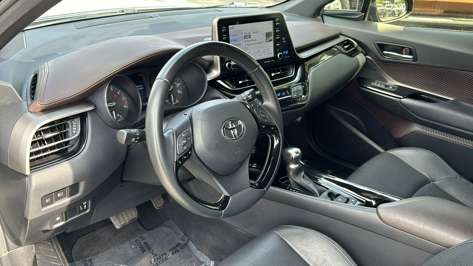 2019 Toyota C-HR Limited 11