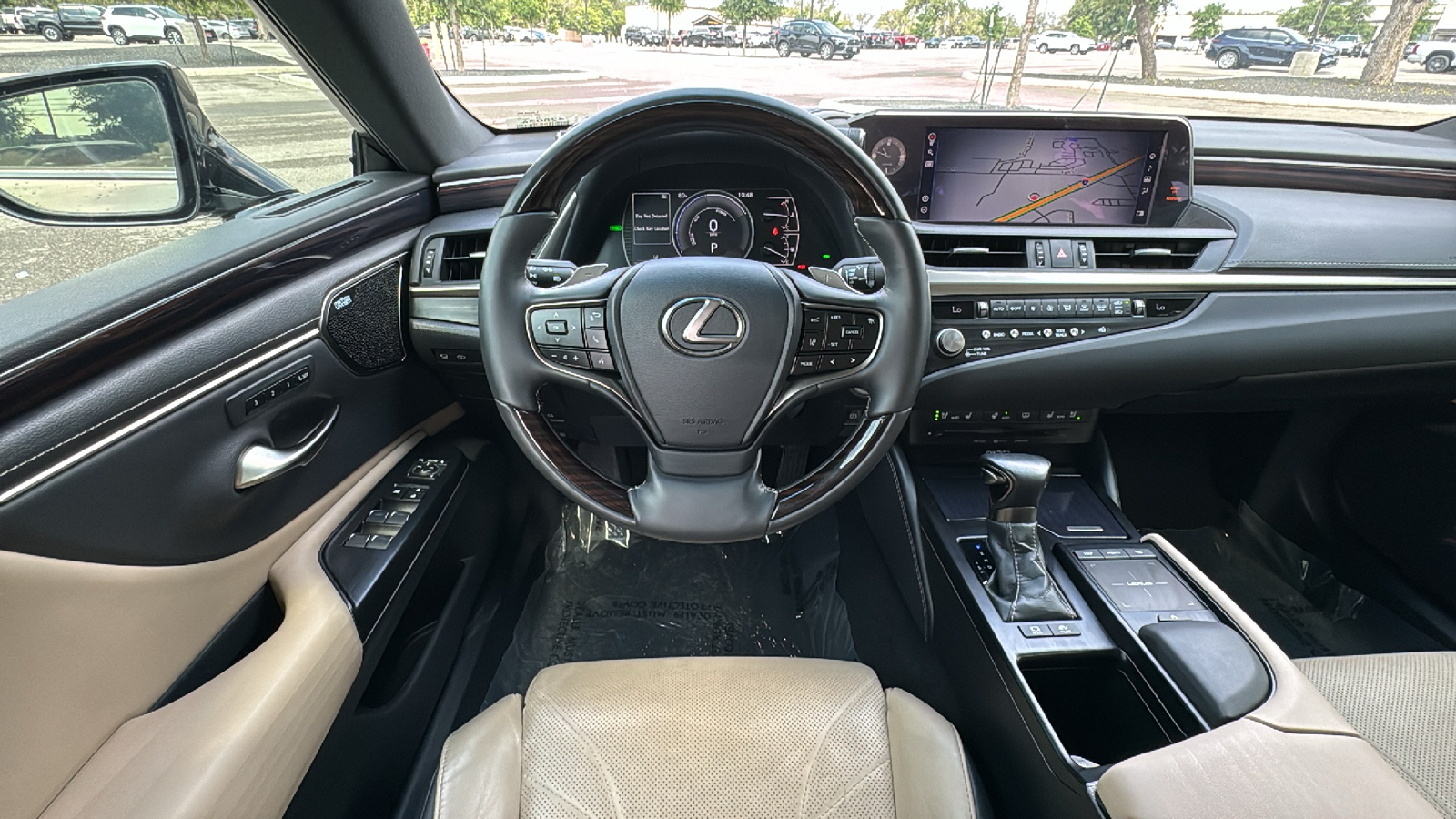 2021 Lexus ES 300h Ultra Luxury 19